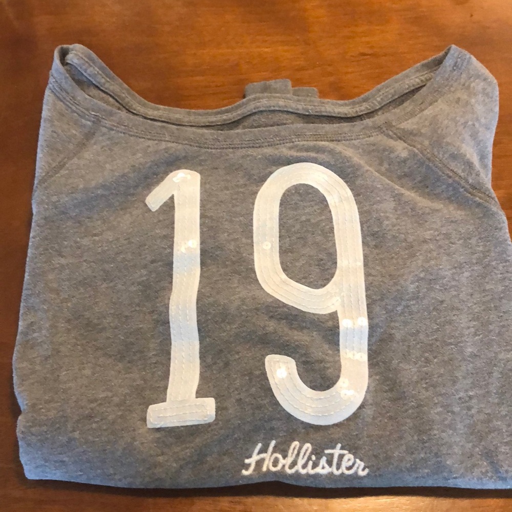 Hollister Off the shoulder sweater